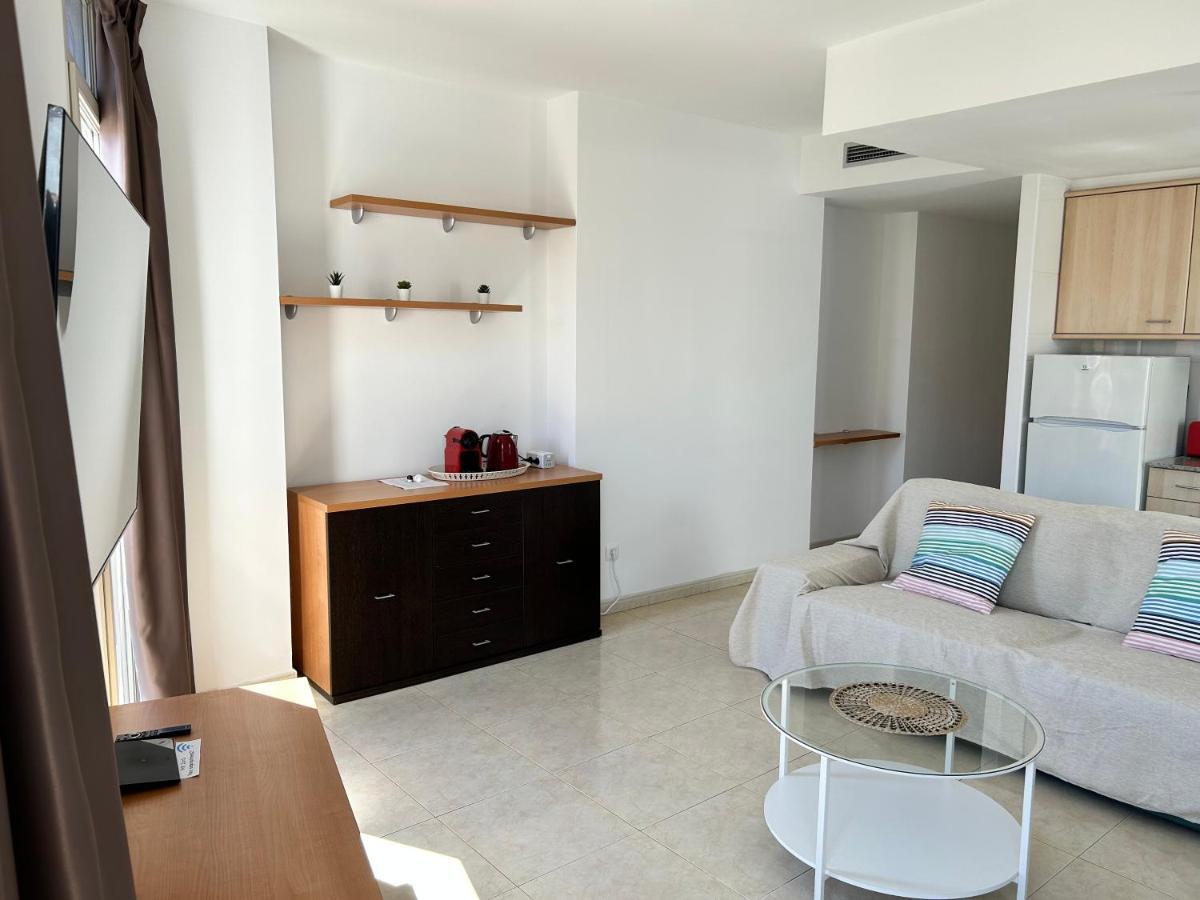 Apartaments Superiors Mtb Only Couples Lloret de Mar Exterior photo