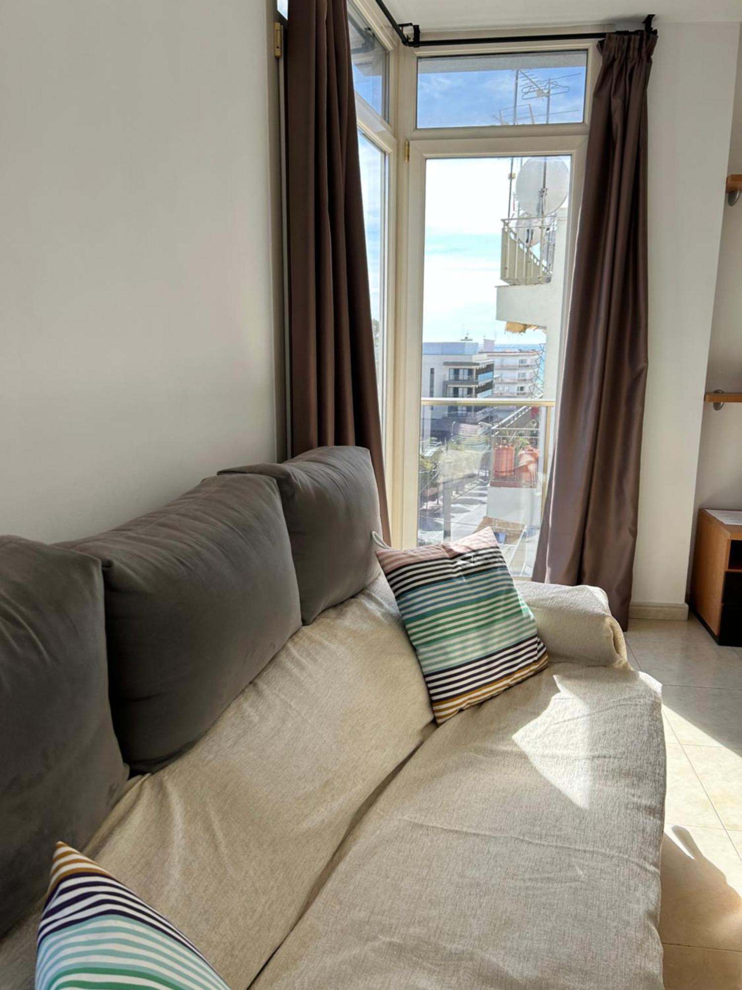 Apartaments Superiors Mtb Only Couples Lloret de Mar Exterior photo