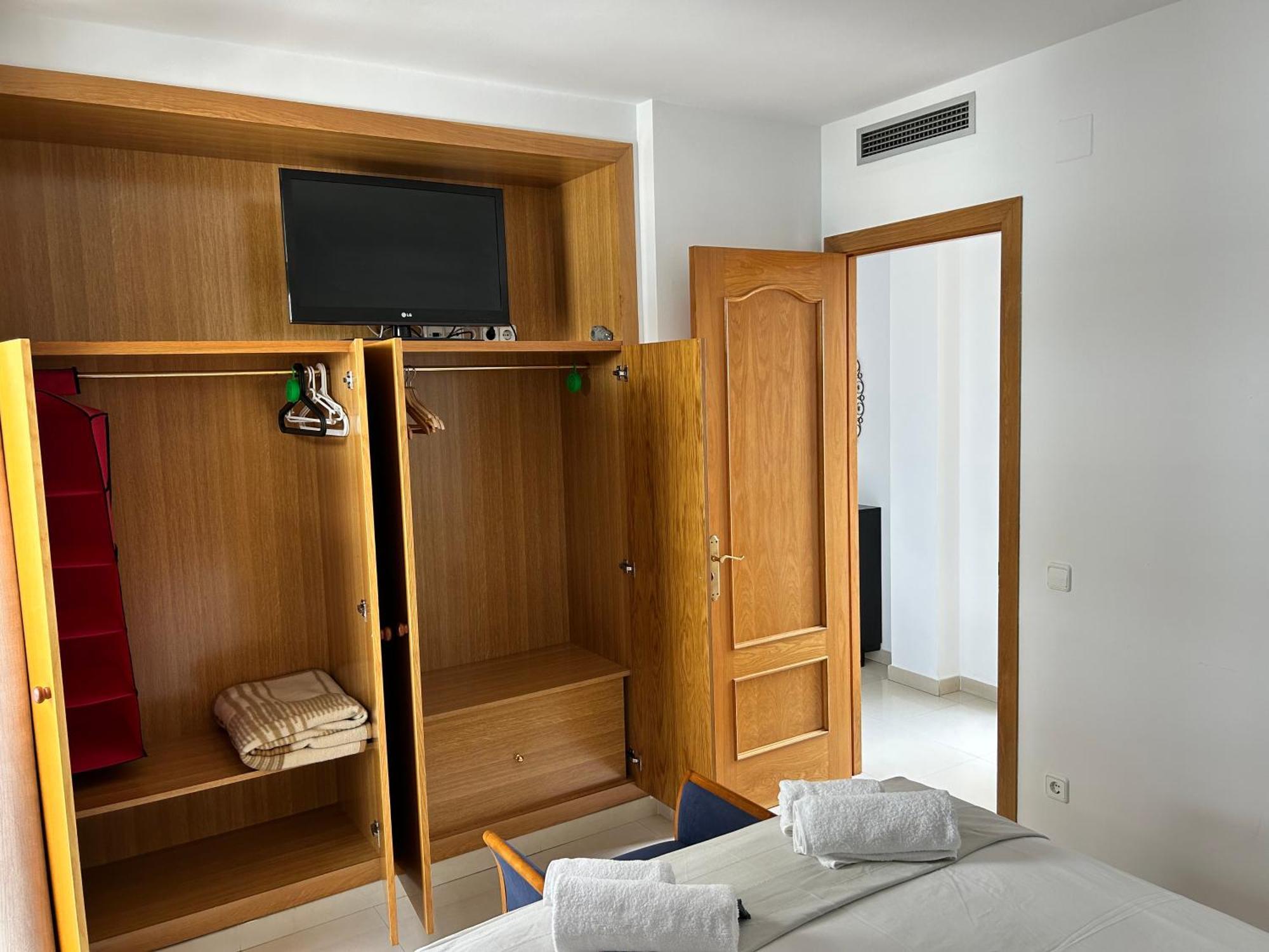 Apartaments Superiors Mtb Only Couples Lloret de Mar Exterior photo