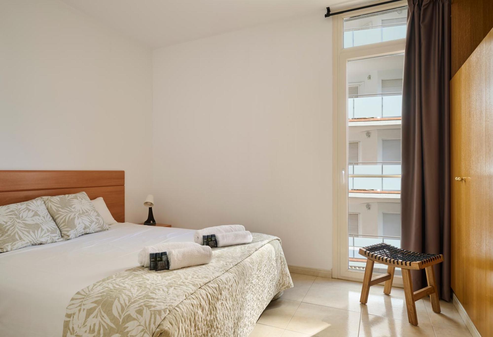 Apartaments Superiors Mtb Only Couples Lloret de Mar Exterior photo